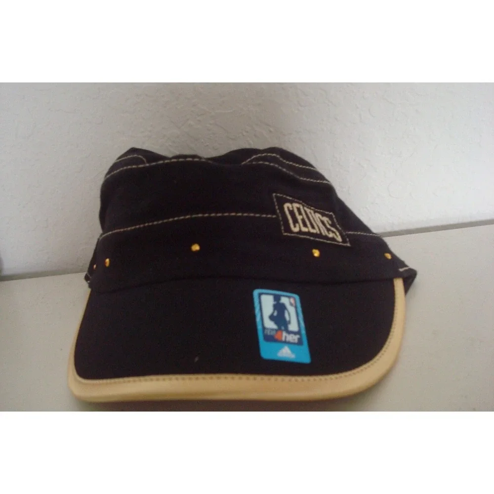 CELTICS     BEACH GOLF  STRAPBACK  DEADSTOCK HAT‎ CAP VINTAGE D2